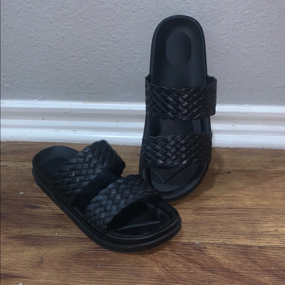Chic Black Woven Slide Sandals